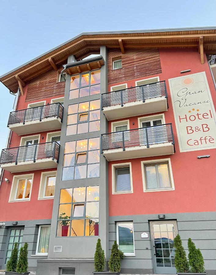 Hotel Gran Vacanze Rooms & Apartments Дімаро Екстер'єр фото