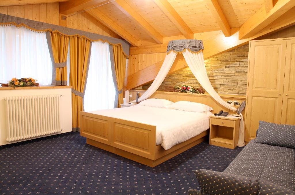 Hotel Gran Vacanze Rooms & Apartments Дімаро Екстер'єр фото