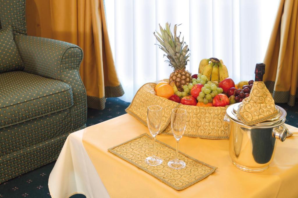 Hotel Gran Vacanze Rooms & Apartments Дімаро Екстер'єр фото