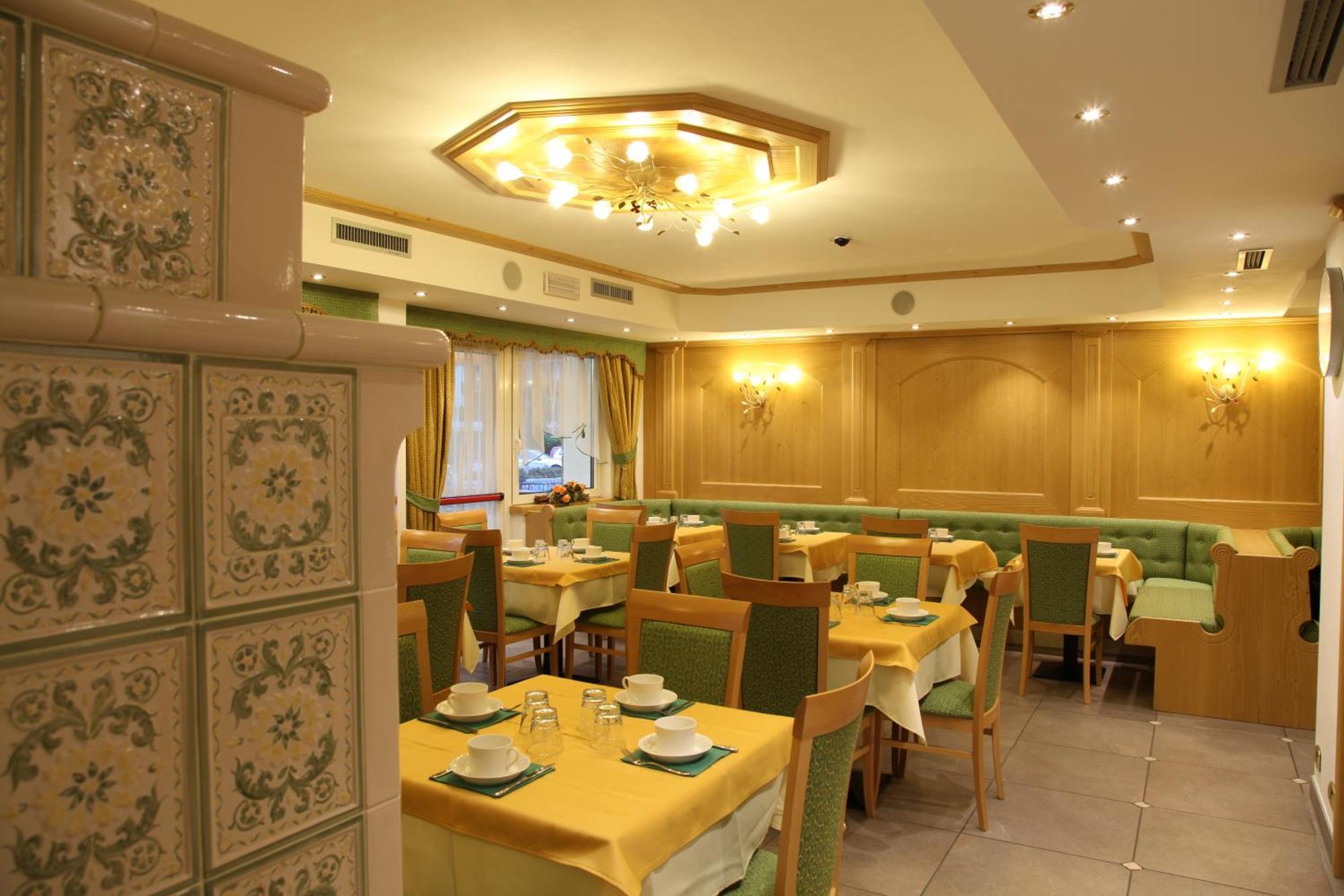 Hotel Gran Vacanze Rooms & Apartments Дімаро Екстер'єр фото