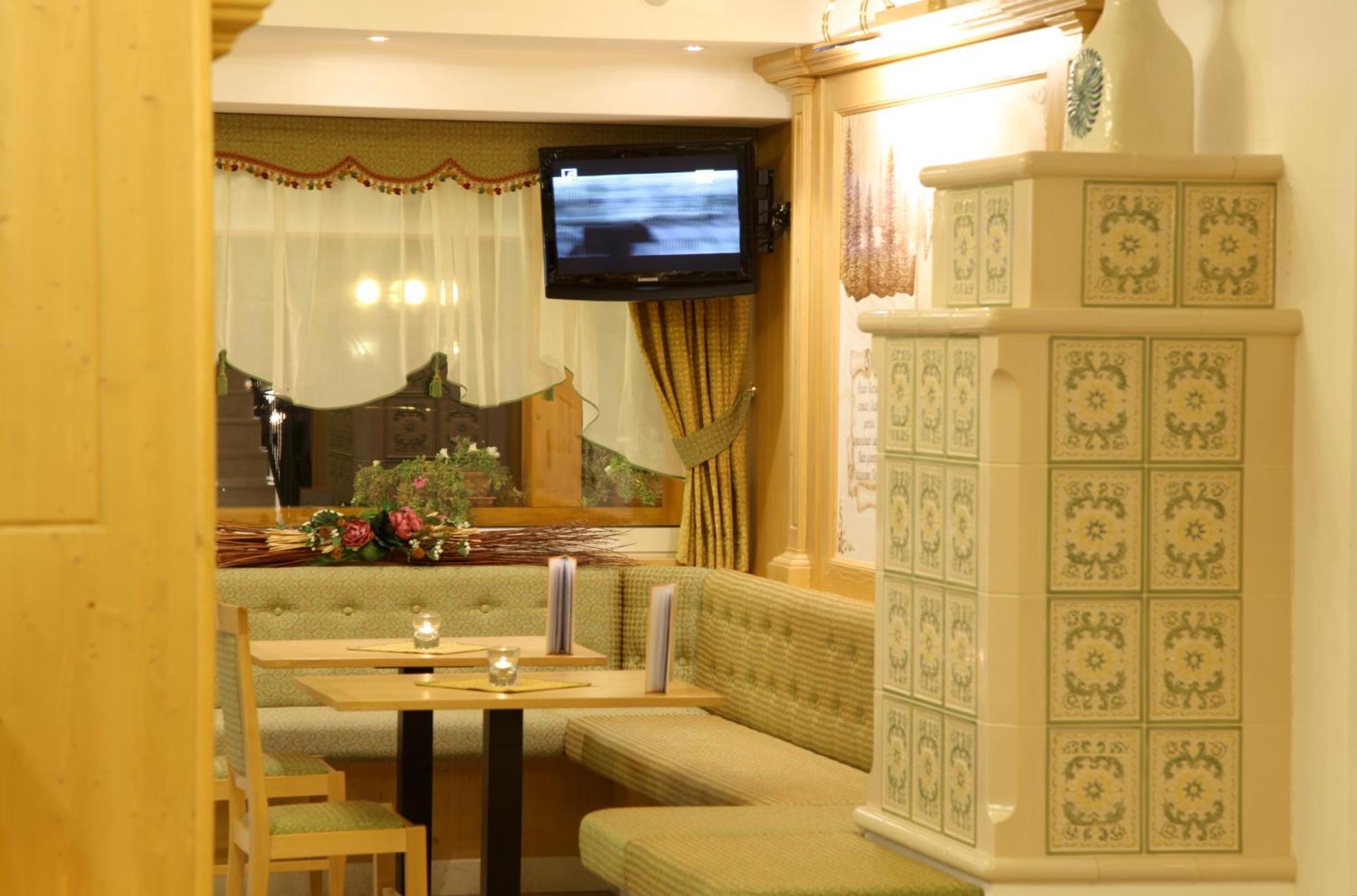 Hotel Gran Vacanze Rooms & Apartments Дімаро Екстер'єр фото