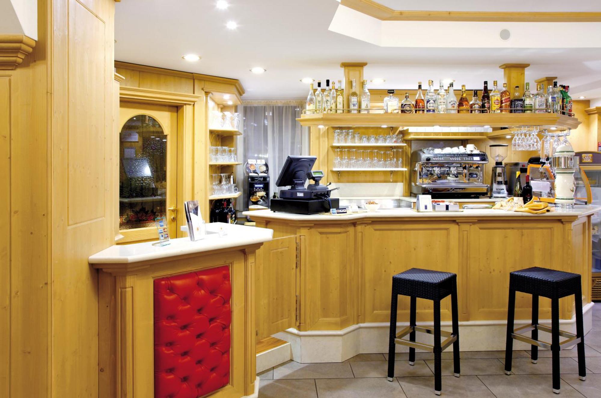 Hotel Gran Vacanze Rooms & Apartments Дімаро Екстер'єр фото