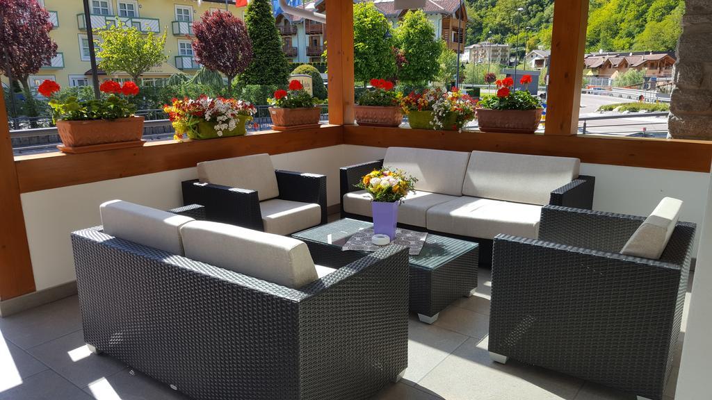 Hotel Gran Vacanze Rooms & Apartments Дімаро Екстер'єр фото