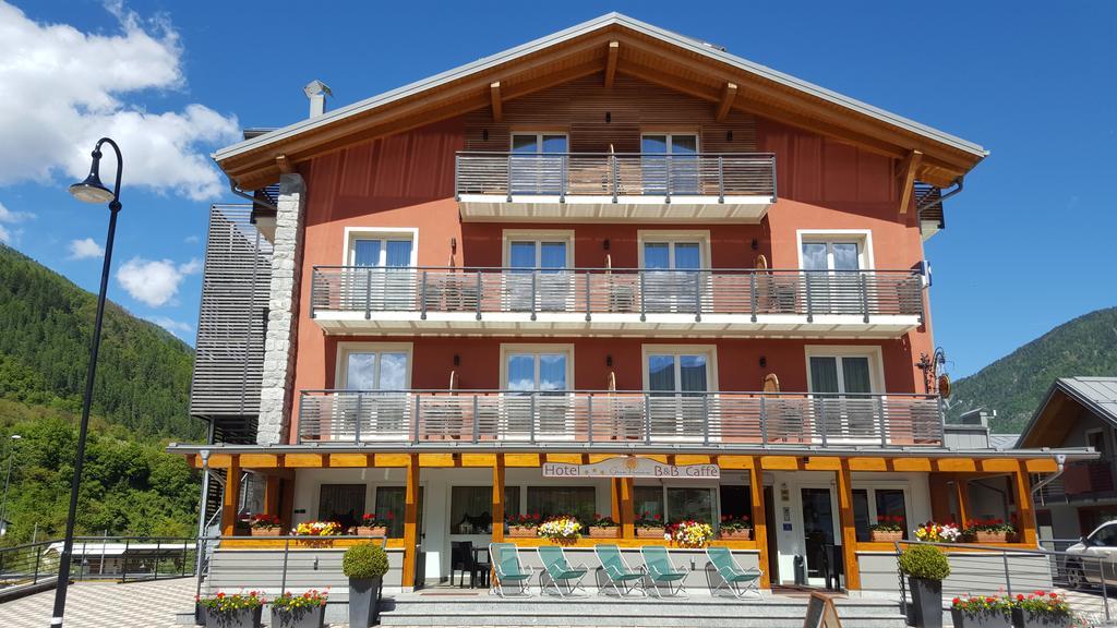 Hotel Gran Vacanze Rooms & Apartments Дімаро Екстер'єр фото